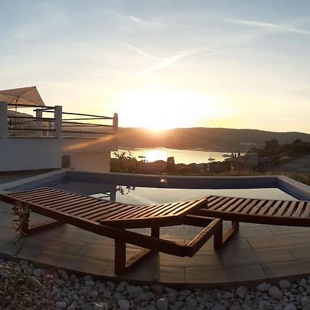 Vis - Luxury Holiday Villa With Swimming Pool Exterior foto